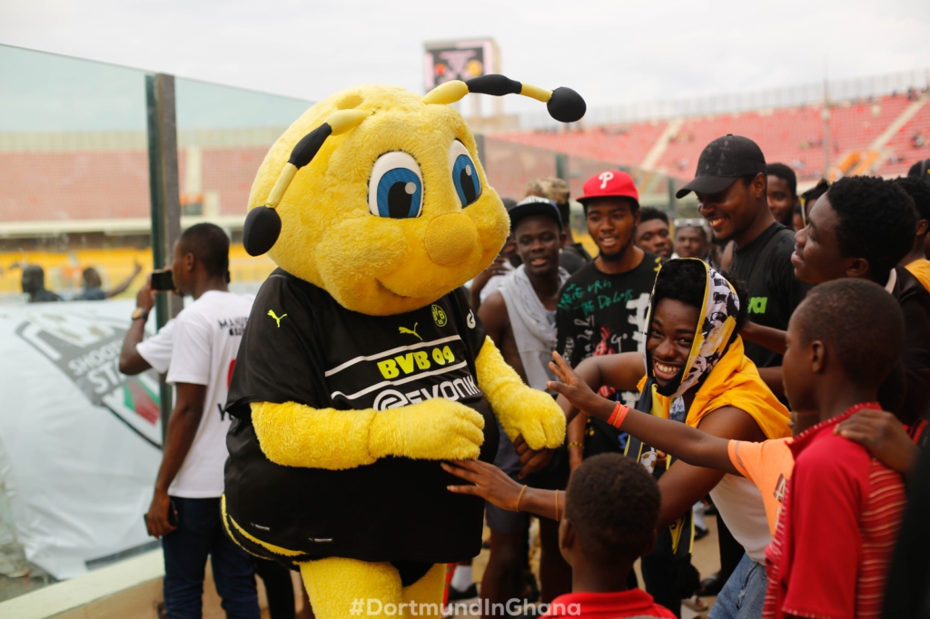 Dortmund in Ghana: Best images from Dortmund Legends vs African Giants