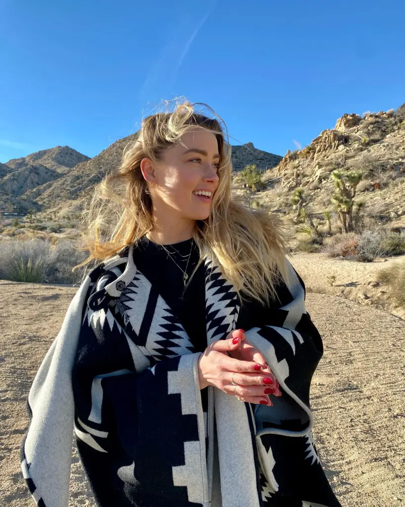 Amber Heard sells desert home as $8M Johnny Depp debt looms