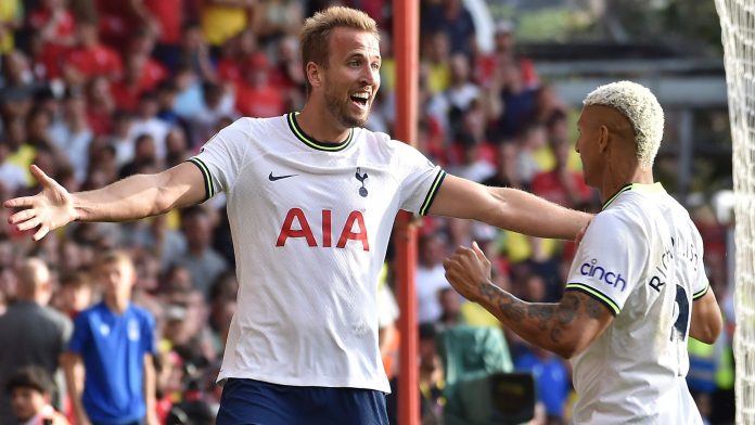 Kane celebrates