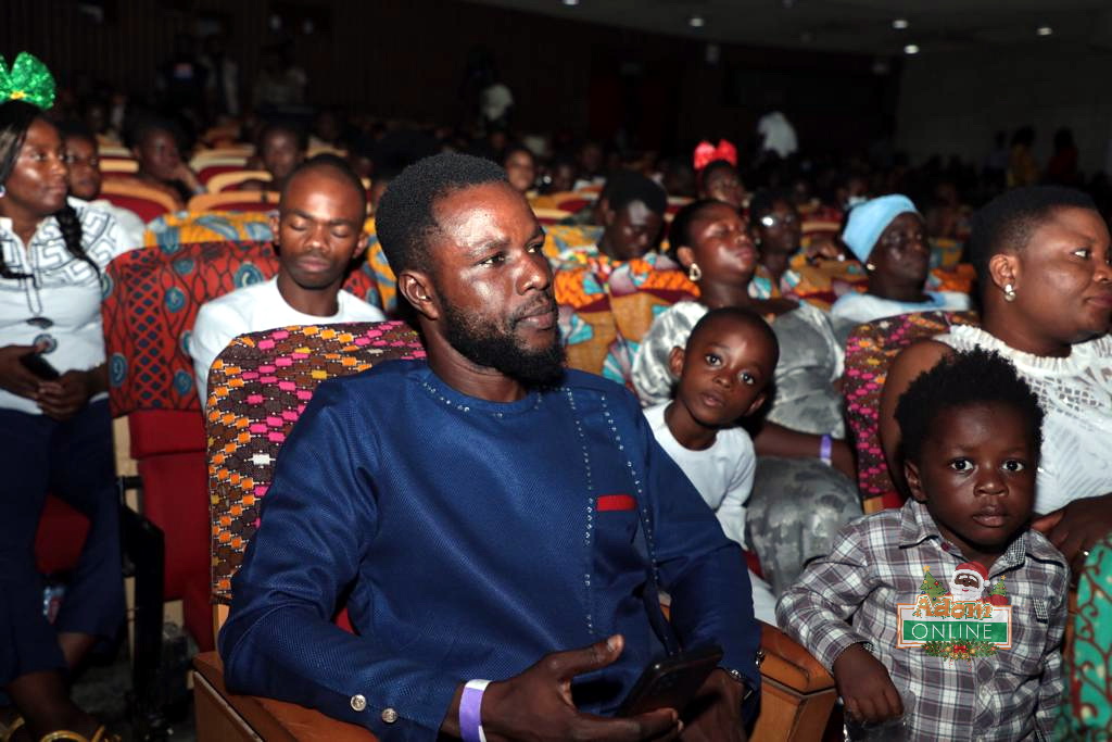 Photos: Kumawood stars thrill patrons with hilarious play at Adom TV’s Nine Lessons and Carols