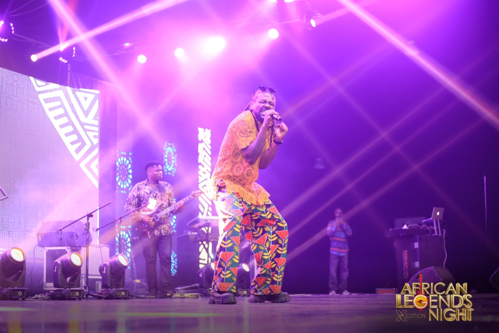 African Legends Night 2022: Thrilling performances from Rex Omar, Amakye Dede, Efya and Samini