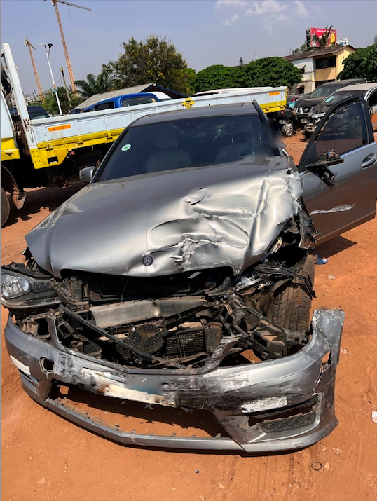 Blogger Eugene Osafo Nkansa crashes his Benz beyond repairs in a fatal accident