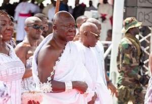 Why Otumfuo dropped his golden jewellery for silver at his 25th anniversary event –