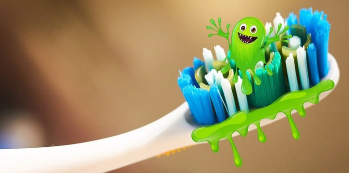 Old toothbrushes can host bacteria and fungi [Star106.3]