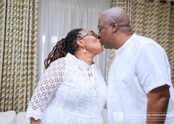 How John Mahama celebrated 28 years of Marriage (PHOTOS) - Graphic Online