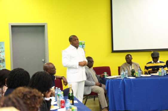 Rev. Wengam Addresses Ghanaian Pastors In Canada