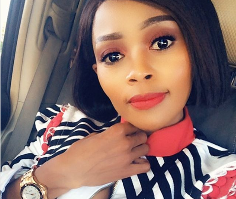 Pic! Thembi Seete Shows Off Her Makeup Fee, Ageless Beauty